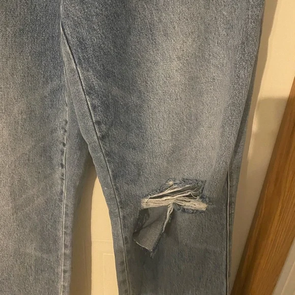 Judy Blue High-Rise Dad Jean Distressed Cris Cross
Waistband Light Wash - Picture 8 of 16